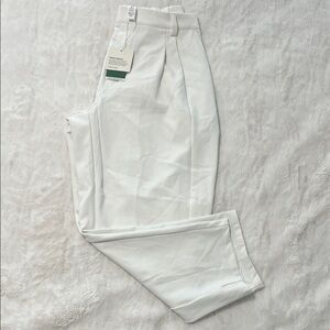HALARA White Pleated Men’s Chinos